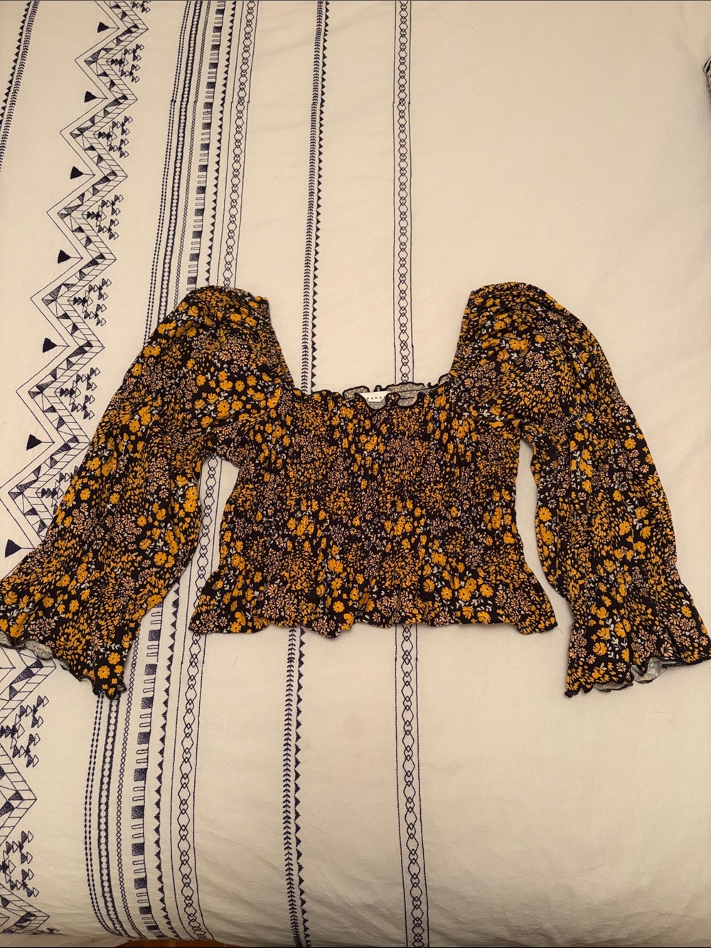 Topshop Black Floral Smocked Puff-Sleeve Crop Top